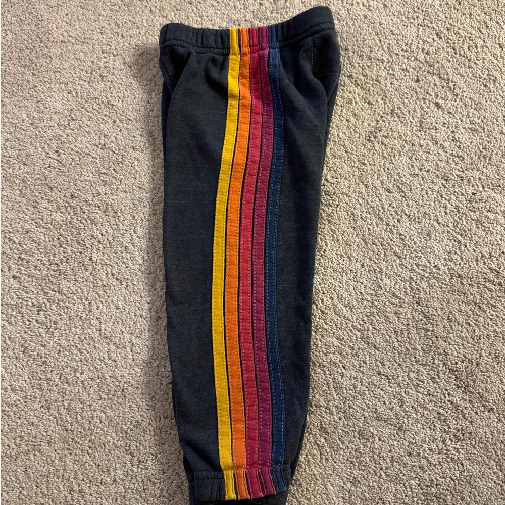 KID'S 5 STRIPE SWEATPANTS - CHARCOAL